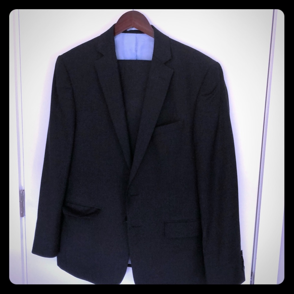 Charles Tyrwhitt Charcoal Grey Suit - Slim Fit